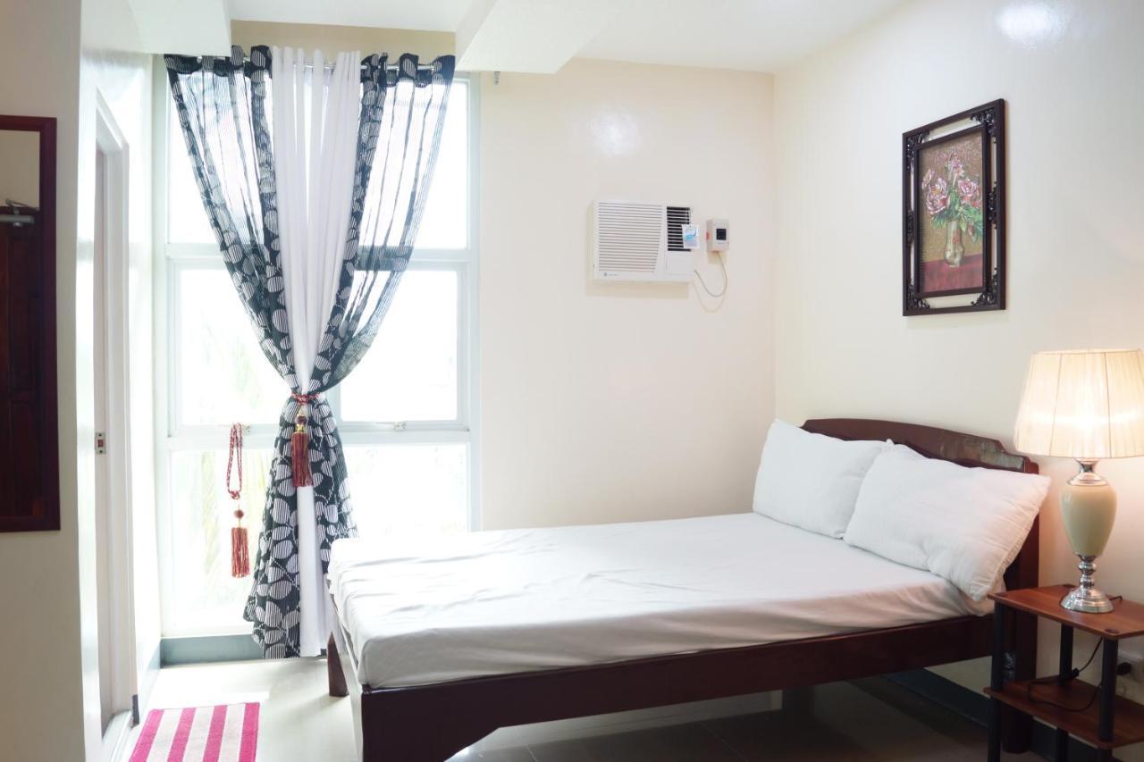 B&J Guesthouse And Tours Tagbilaran City Exterior photo
