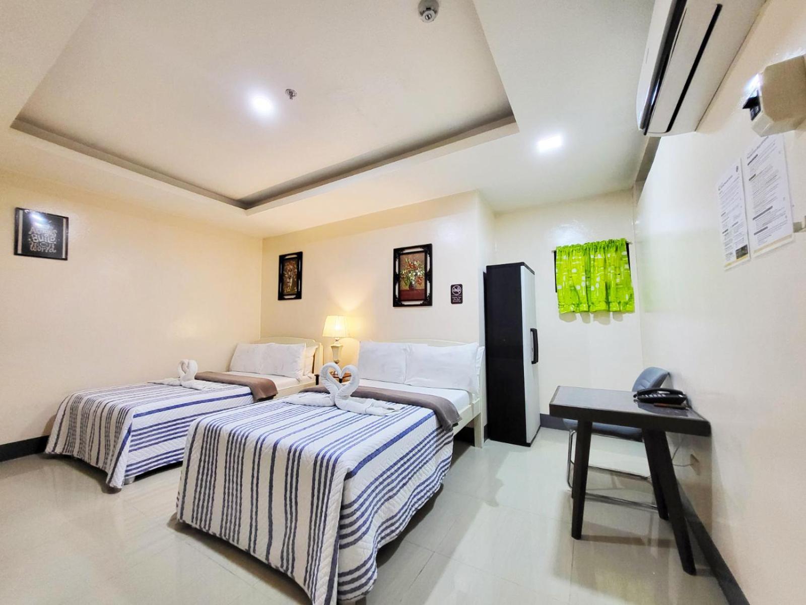 B&J Guesthouse And Tours Tagbilaran City Exterior photo