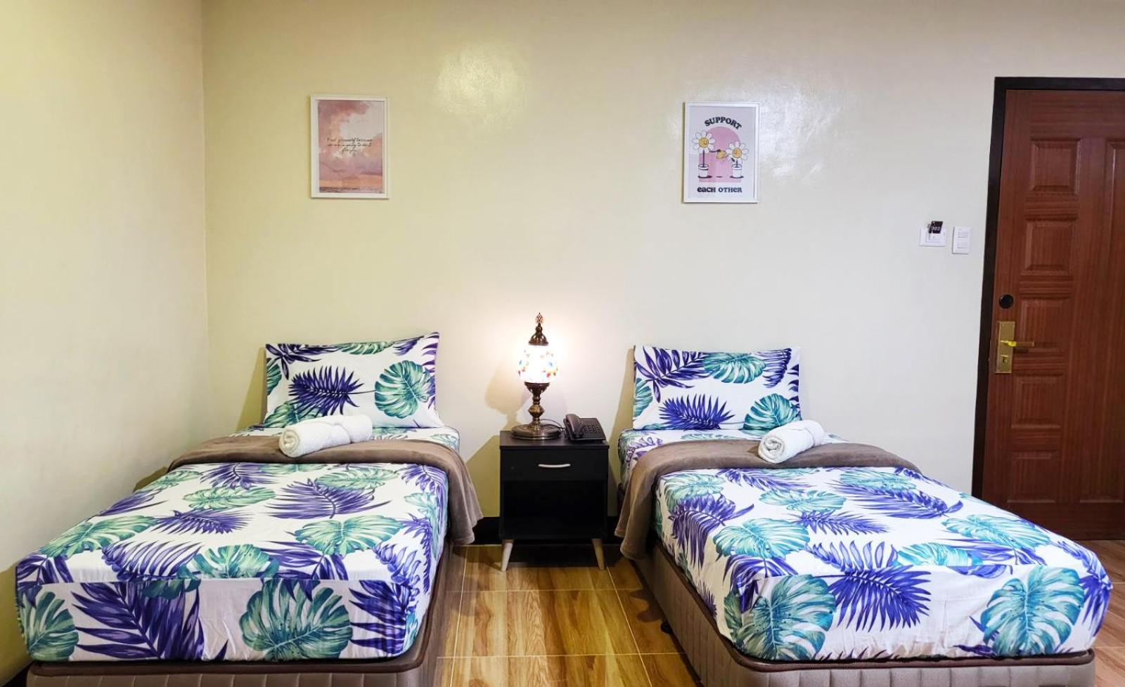 B&J Guesthouse And Tours Tagbilaran City Exterior photo