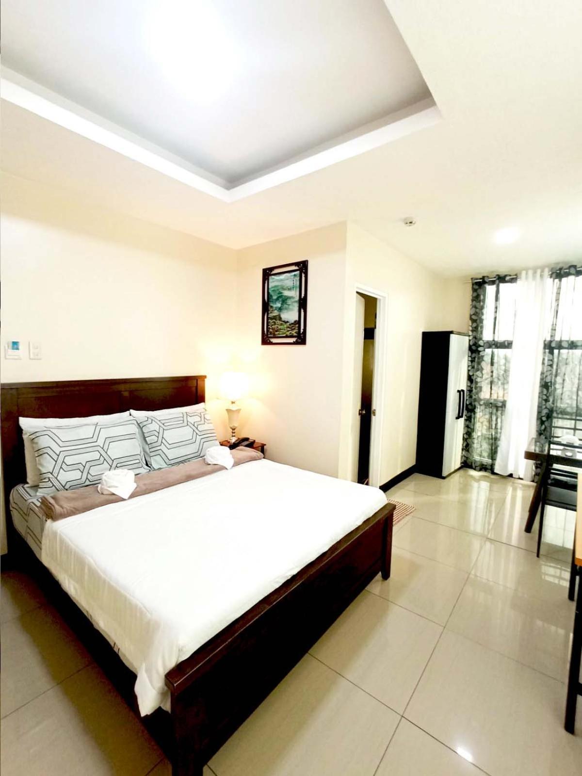B&J Guesthouse And Tours Tagbilaran City Exterior photo