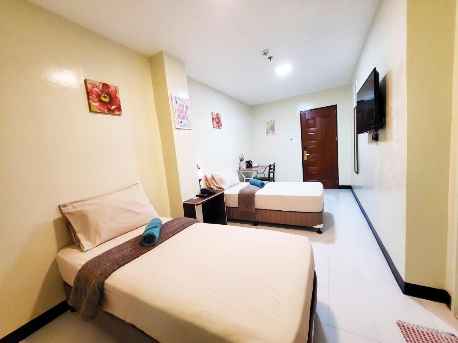 B&J Guesthouse And Tours Tagbilaran City Room photo