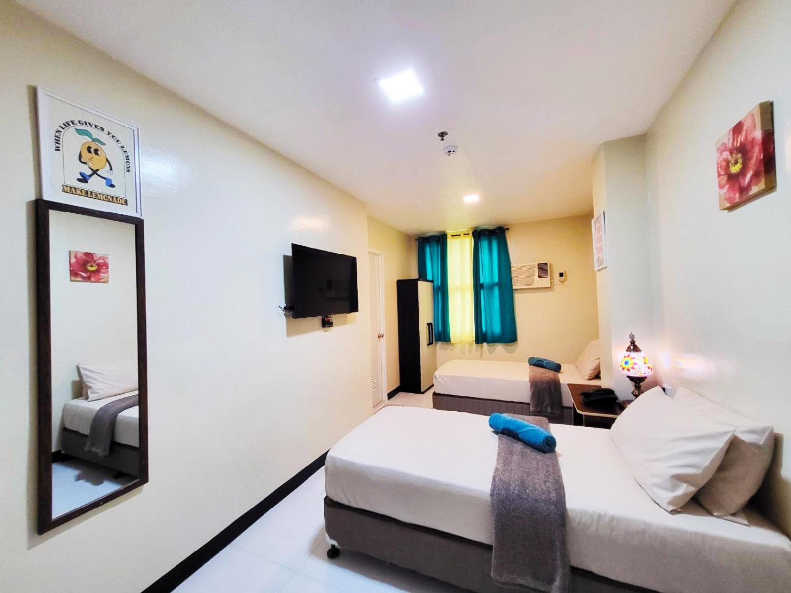 B&J Guesthouse And Tours Tagbilaran City Exterior photo