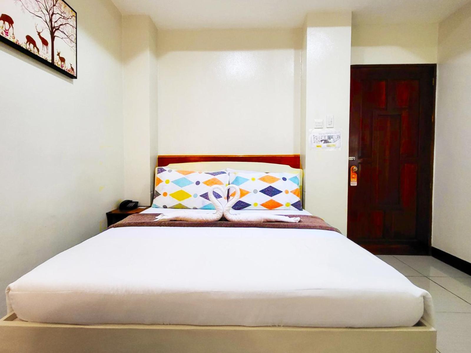 B&J Guesthouse And Tours Tagbilaran City Room photo